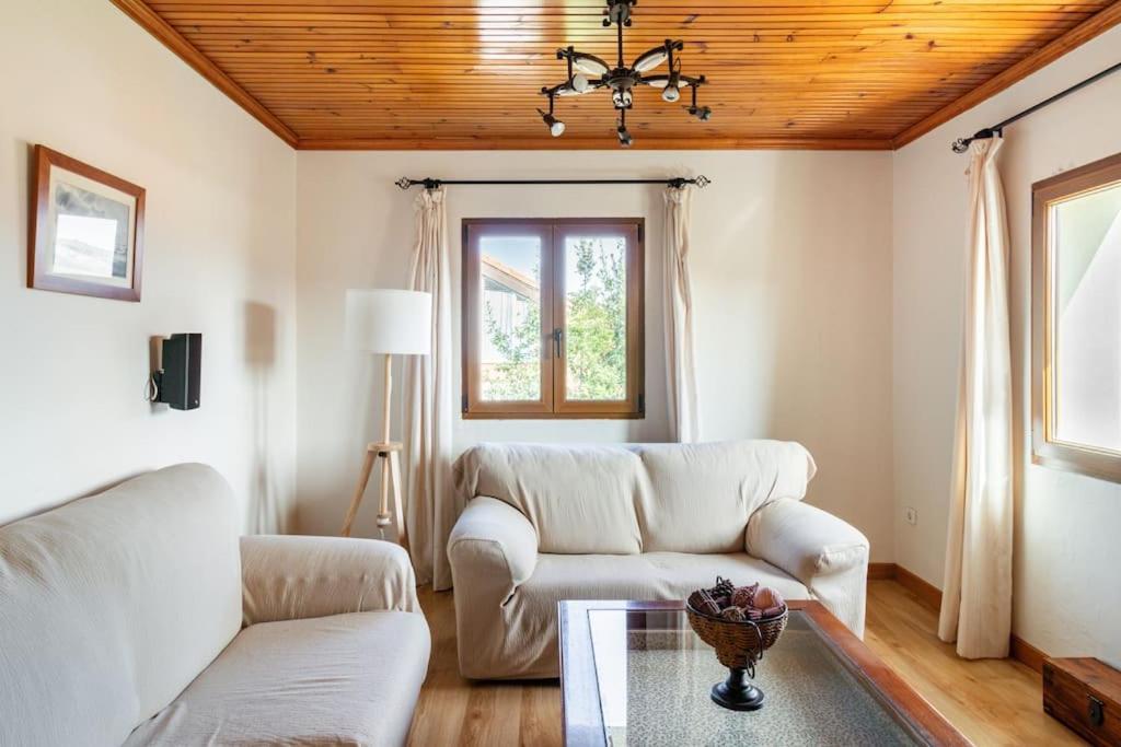 Holiday home Casa Mozos, A 9 Kilometros De Santander Y A 6 De Cabarceno *