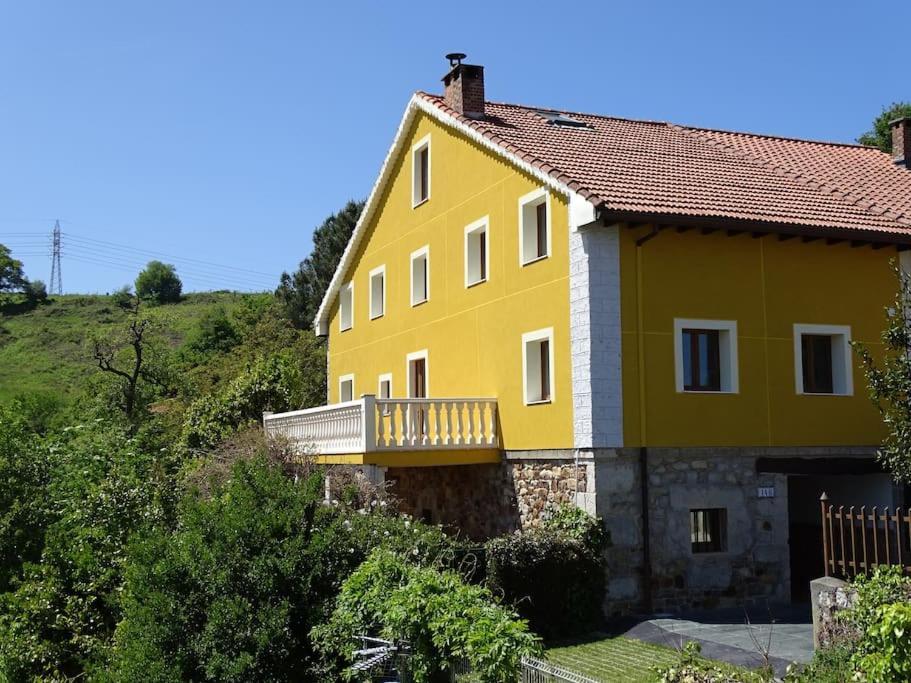 Casa Mozos, A 9 Kilometros De Santander Y A 6 De Cabarceno Holiday home